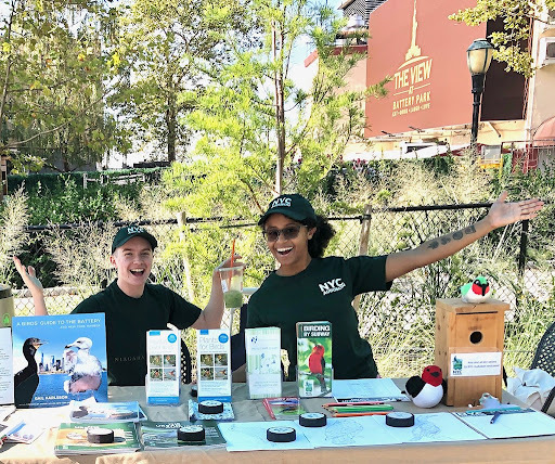 Advocacy and Engagement Associate Jesse McLaughlin and Public Programs Manager Roslyn Rivas at Battery Park outreach event. Photo: NYC Bird Alliance