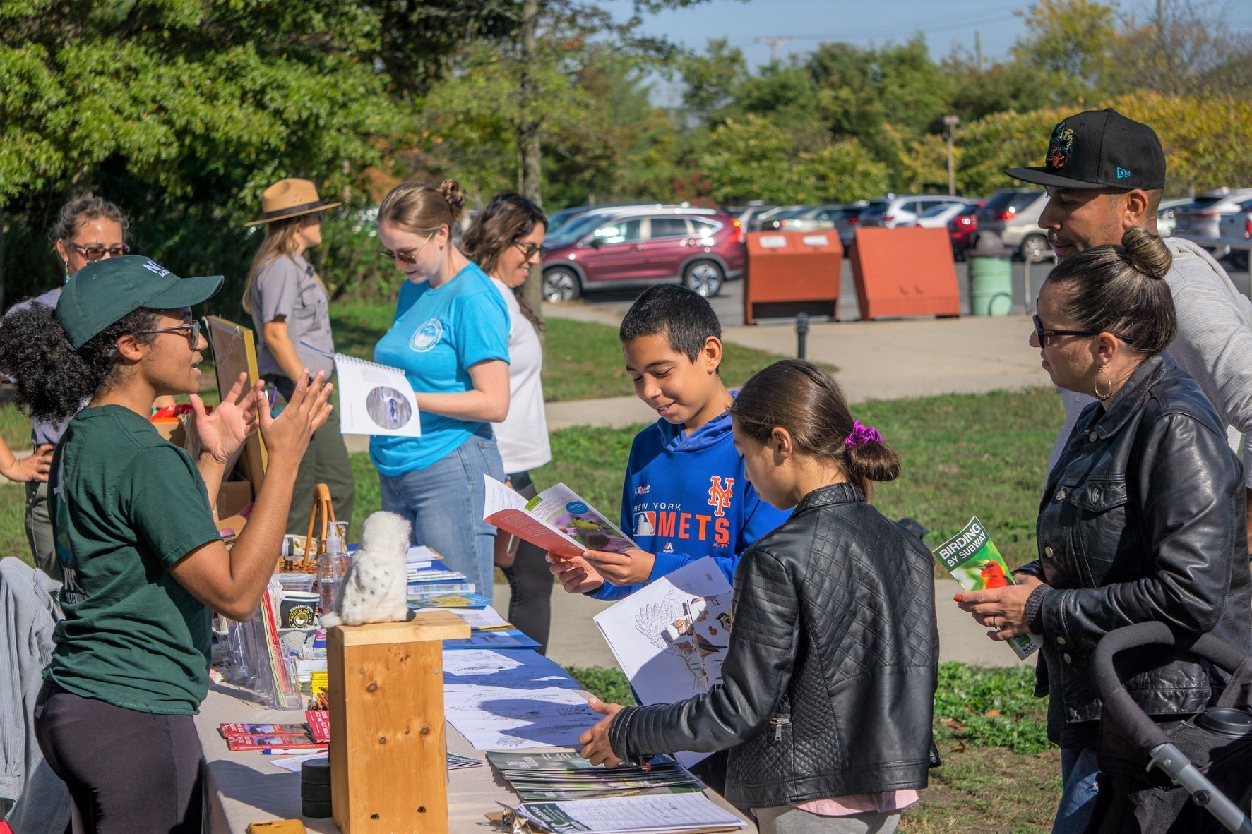 NYC Bird Alliance staff educate festival goers about birds at our Raptorama! program at Jamaica Bay. Photo: NYC Bird Alliance